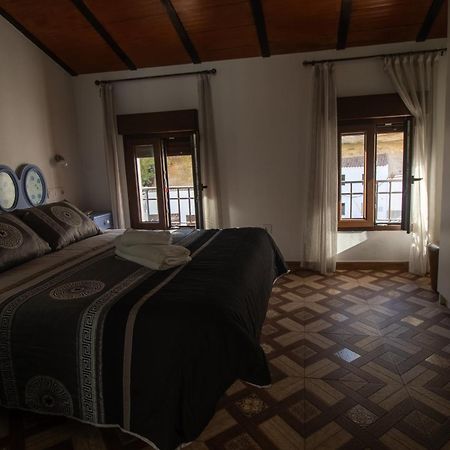 Casa Aveda Villa Setenil De Las Bodegas Luaran gambar