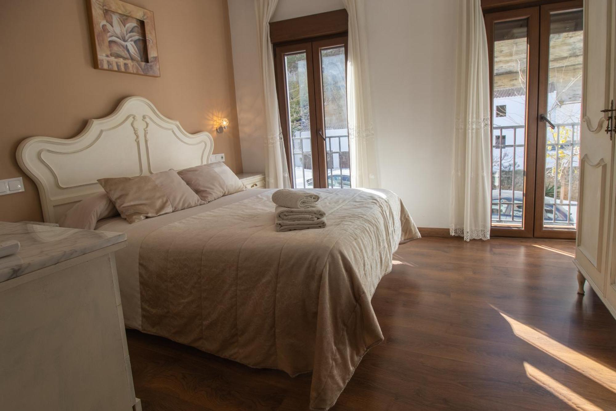 Casa Aveda Villa Setenil De Las Bodegas Luaran gambar